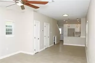 919 N Avenue C, Freeport, TX 77541 - Photo 9