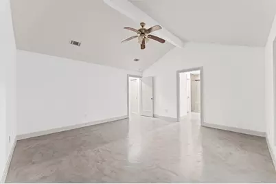 29 S High Oaks Circle, The Woodlands, TX 77380 - Photo 11