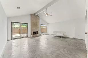 29 S High Oaks Cir, Spring, TX 77380 - Photo 3