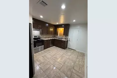 8935 Dirby Street, Houston, TX 77075 - Photo 7