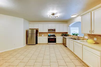 314 Clear Creek Avenue, League City, TX 77573 - Photo 11