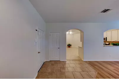 314 Clear Creek Avenue, League City, TX 77573 - Photo 3