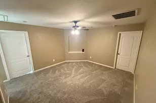9429 Lambright Rd, Houston, TX 77075 - Photo 9