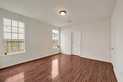 9429 Lambright Road, Houston, TX 77075 - Photo 15