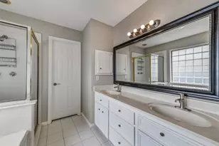 206 Live Oak Ln, Friendswood, TX 77546 - Photo 19