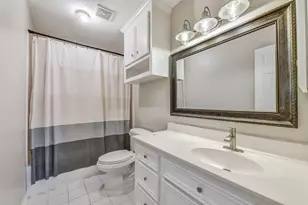 206 Live Oak Ln, Friendswood, TX 77546 - Photo 25