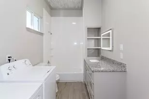 215 N Milby St, Houston, TX 77003 - Photo 5