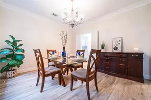 2 N Chantsong Cir, The Woodlands, TX 77382 - Photo 3