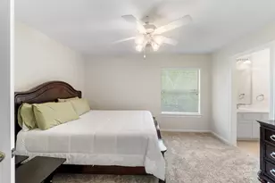 2 N Chantsong Cir, The Woodlands, TX 77382 - Photo 29
