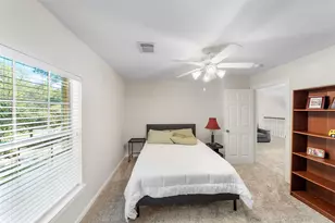 2 N Chantsong Cir, The Woodlands, TX 77382 - Photo 31