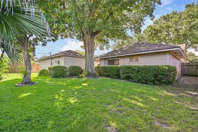 614 Seaway Drive, El Lago, TX 77586 - Photo 39