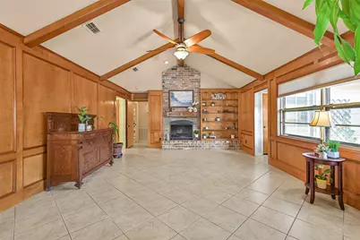 614 Seaway Drive, El Lago, TX 77586 - Photo 9
