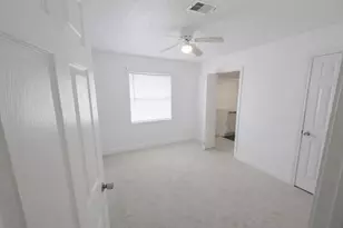 7406 St Louis St, Houston, TX 77028 - Photo 9