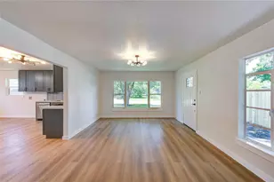 4914 Pershing St, Houston, TX 77033 - Photo 13