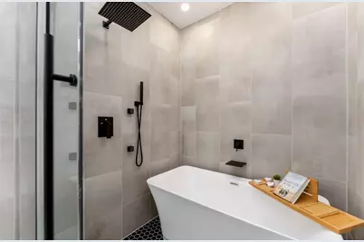 4121 Shelby Circle #B, Houston, TX 77051 - Photo 9