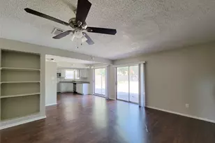 18402 Tall Cypress Dr, Spring, TX 77388 - Photo 11