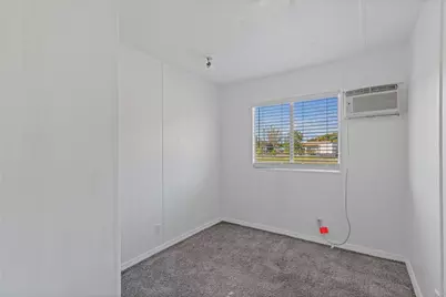 403 Avenue E, Dickinson, TX 77539 - Photo 17