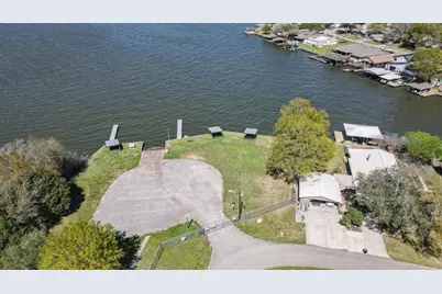 14245 E Ravine, Willis, TX 77318 - Photo 23