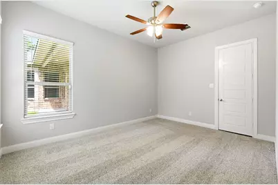 2021 Green Terrace Lane, Pinehurst, TX 77362 - Photo 33