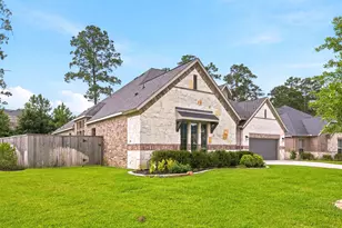 2021 Green Terrace Ln, Pinehurst, TX 77362 - Photo 3