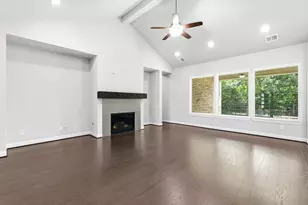 2021 Green Terrace Ln, Pinehurst, TX 77362 - Photo 23