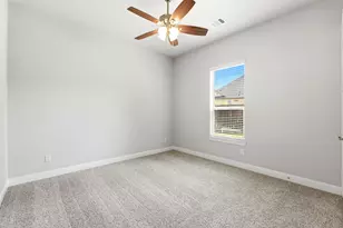 2021 Green Terrace Ln, Pinehurst, TX 77362 - Photo 31