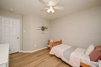 9889 Hyacinth Way, Conroe, TX 77385 - Photo 23