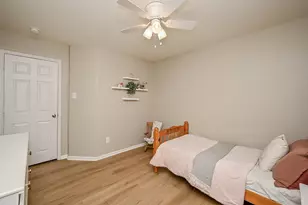 9889 Hyacinth Way, Conroe, TX 77385 - Photo 23