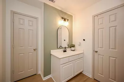 9889 Hyacinth Way, Conroe, TX 77385 - Photo 15