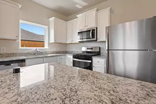 10374 Red Cardinal Dr, Cleveland, TX 77328 - Photo 11