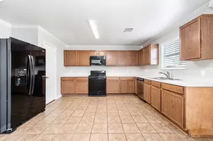 29550 N Legends Bend Dr, Spring, TX 77386 - Photo 3