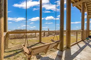 1240 Gulf Rd, Crystal Beach, TX 77650 - Photo 45