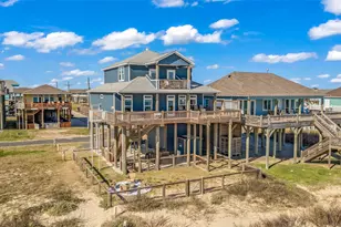 1240 Gulf Rd, Crystal Beach, TX 77650 - Photo 47