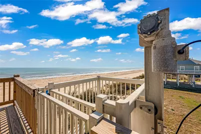 1240 Gulf Road, Crystal Beach, TX 77650 - Photo 41