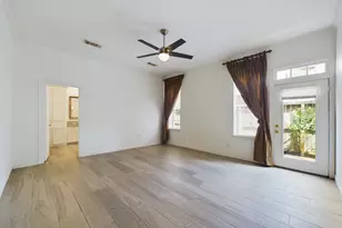 5627 Winsome Ln, Houston, TX 77057 - Photo 21