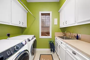 1310 Whispering Pines Dr, Houston, TX 77055 - Photo 19