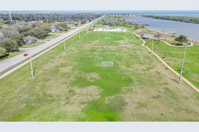 1925 42nd Avenue N, Texas City, TX 77590 - Photo 35
