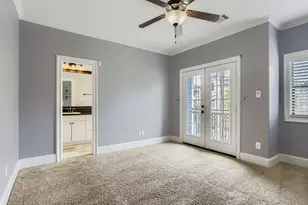 1020 W 22nd St, Houston, TX 77008 - Photo 35