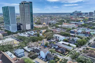 1220 Hawthorne St, Houston, TX 77006 - Photo 49