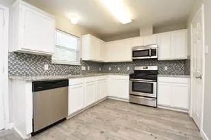 21603 Falvel Lake Dr, Spring, TX 77388 - Photo 7