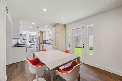 7703 Bobbitt Lane #D, Houston, TX 77055 - Photo 11