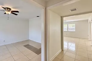 11630 Sageglen Dr, Houston, TX 77089 - Photo 5