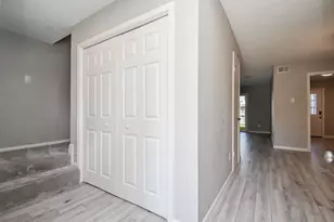 207 Granberry St, Humble, TX 77338 - Photo 5