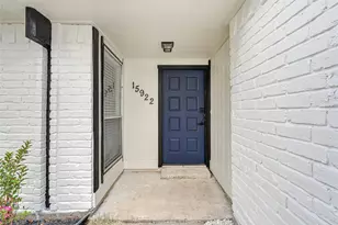 15922 Beechnut St, Houston, TX 77083 - Photo 3