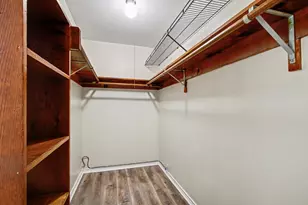2101 Fountain View Dr, Houston, TX 77057 - Photo 15