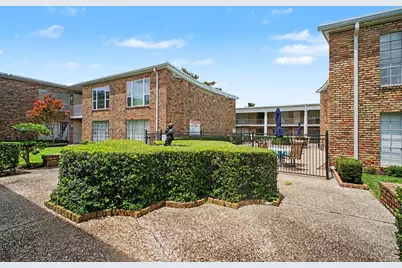 2101 Fountain View Drive #55, Houston, TX 77057 - Photo 1