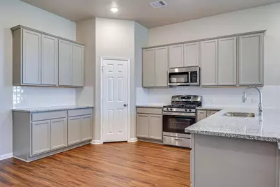1022 Tomball Downs Drive, Tomball, TX 77375 - Photo 7