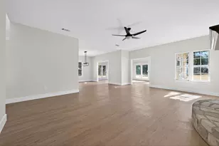 300 Fawn Ln, Georgetown, TX 78628 - Photo 17