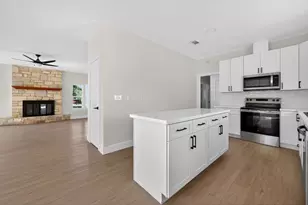 300 Fawn Ln, Georgetown, TX 78628 - Photo 31