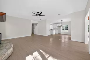 300 Fawn Ln, Georgetown, TX 78628 - Photo 15